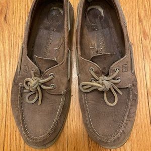 Sperrys boat shoes
